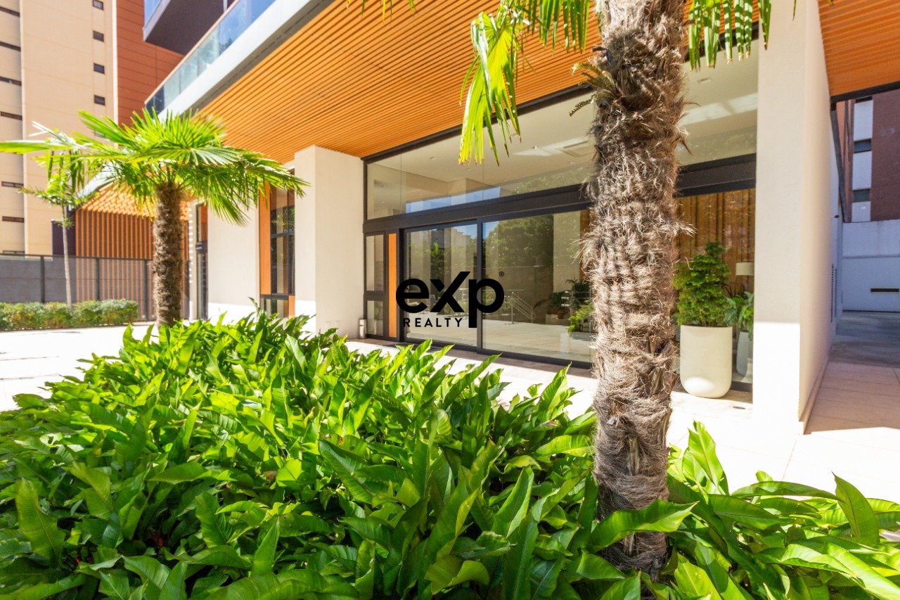 Apartamento à venda em Campinas, dos Bandeirantes 284 Cambuí Campinas 13024-010, 249 m²