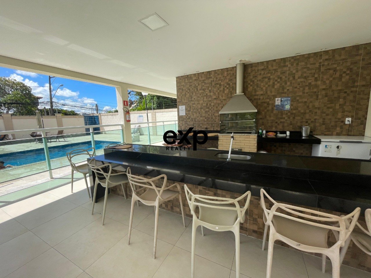 Apartamento à venda em Lauro de Freitas, Rua Ministro Antônio Carlos Magalhães 1318 Buraquinho Lauro de Freitas 42710-400, 12947 m²