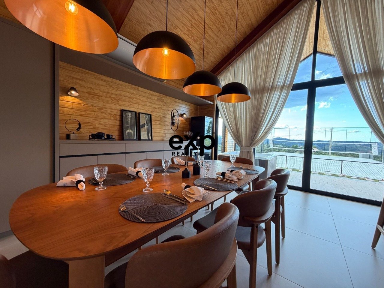 HIGH-STANDARD HOUSE CAMPOS DO JORDÃO IN GATED COMMUNITY 5