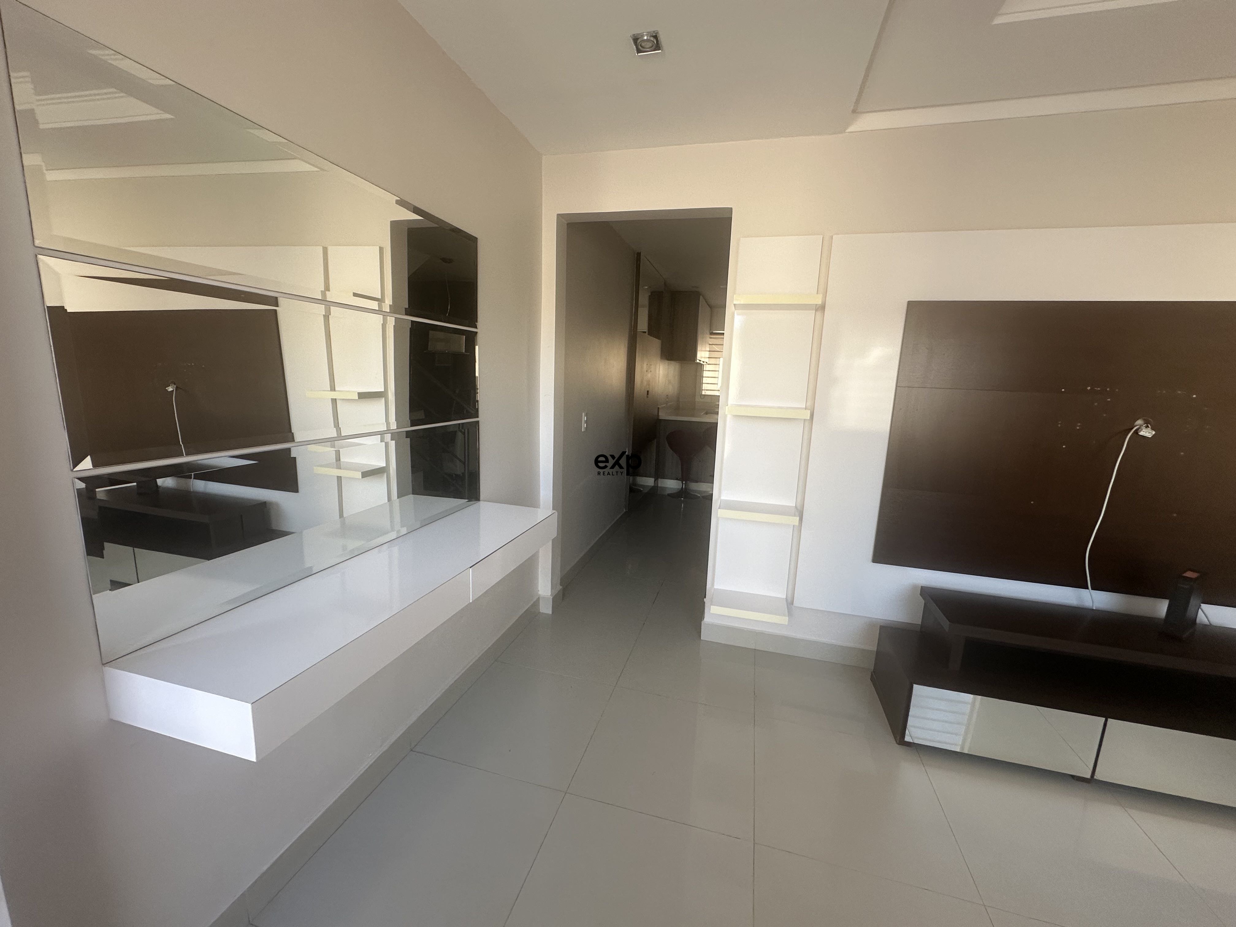 Furnished townhouse for sale in Estrela neighborhood, in a privileged location, just 2 blocks from Guarani Club 3