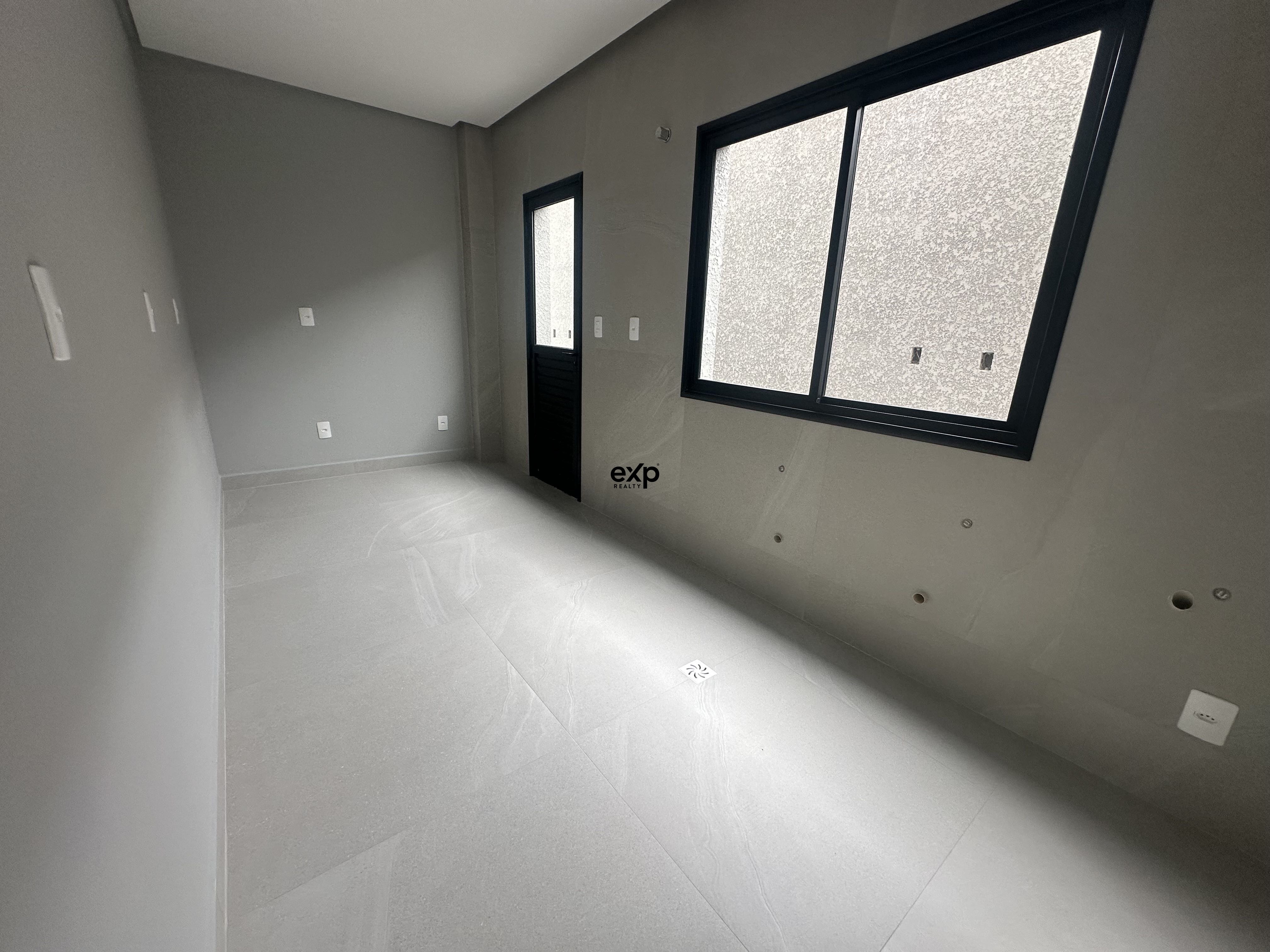 Casa em Condomínio à venda em Ponta Grossa, Anita Garibaldi 41 Orfãs Ponta Grossa 84015-050, 243 m²