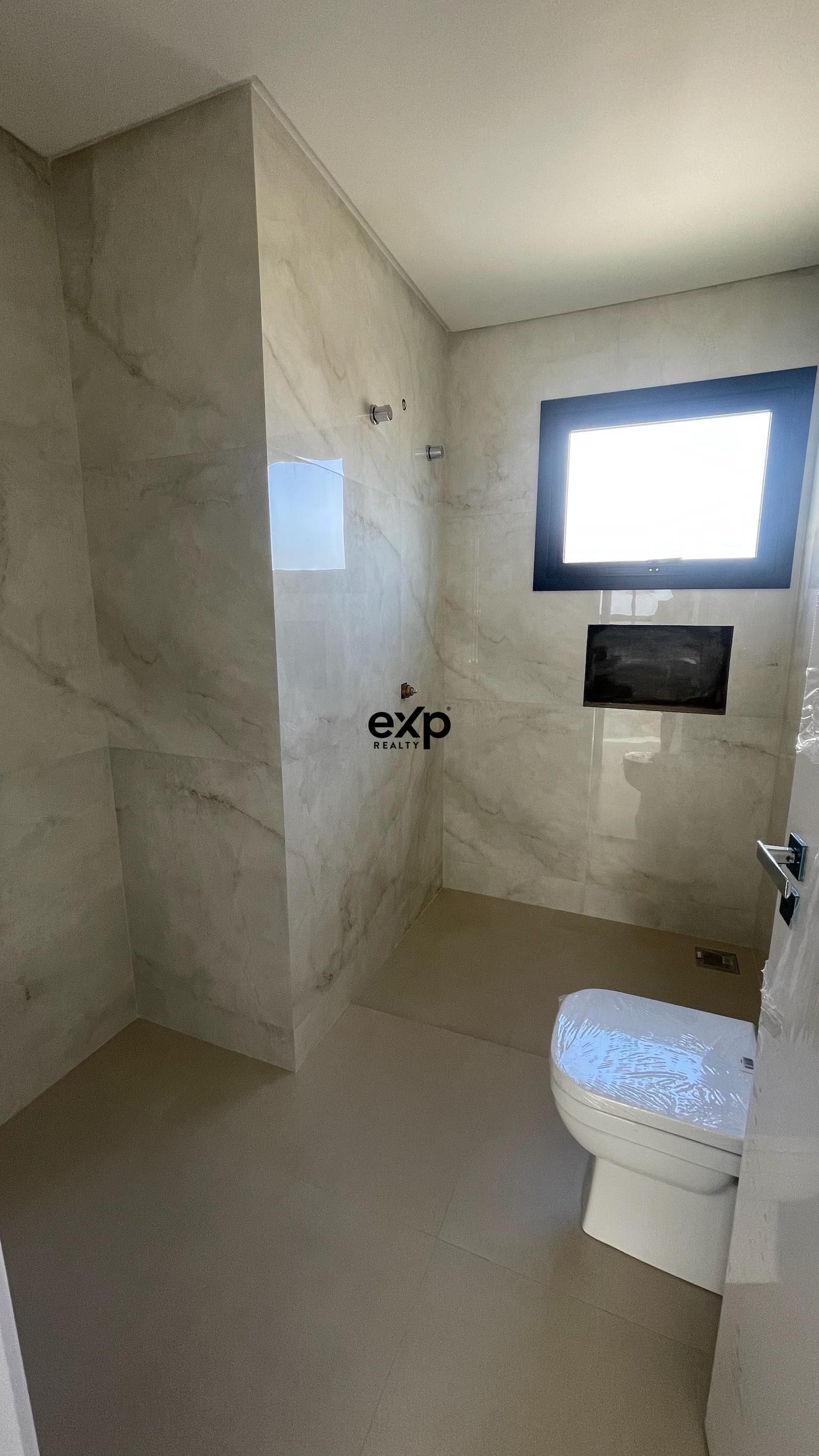 Casa em Condomínio à venda em Ponta Grossa, João Silvio de Lara Machado 500 Jardim Carvalho Ponta Grossa 84017-316, 331 m²