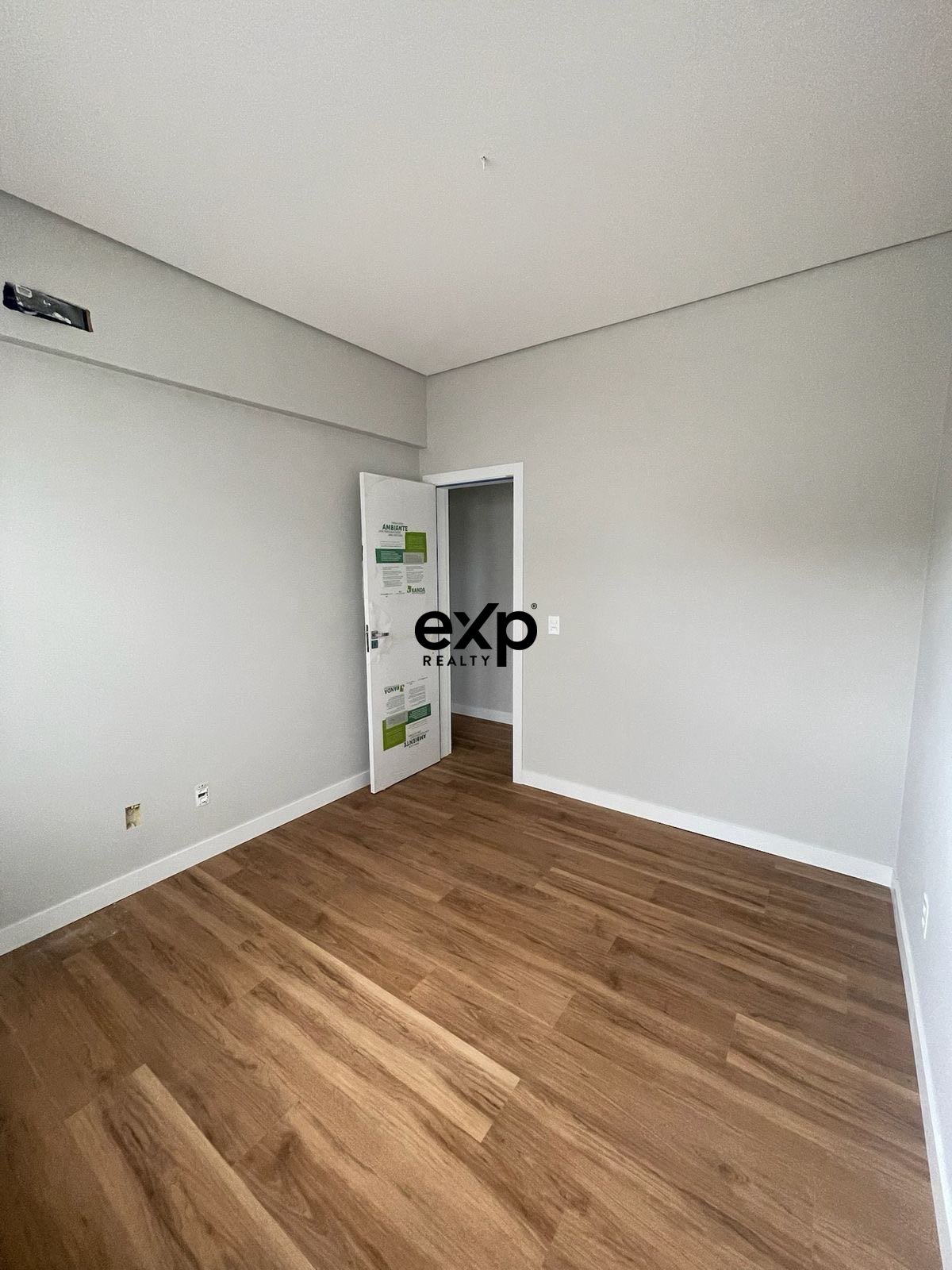 Casa em Condomínio à venda em Ponta Grossa, João Silvio de Lara Machado 600 Jardim Carvalho Ponta Grossa 84017-316, 308 m²