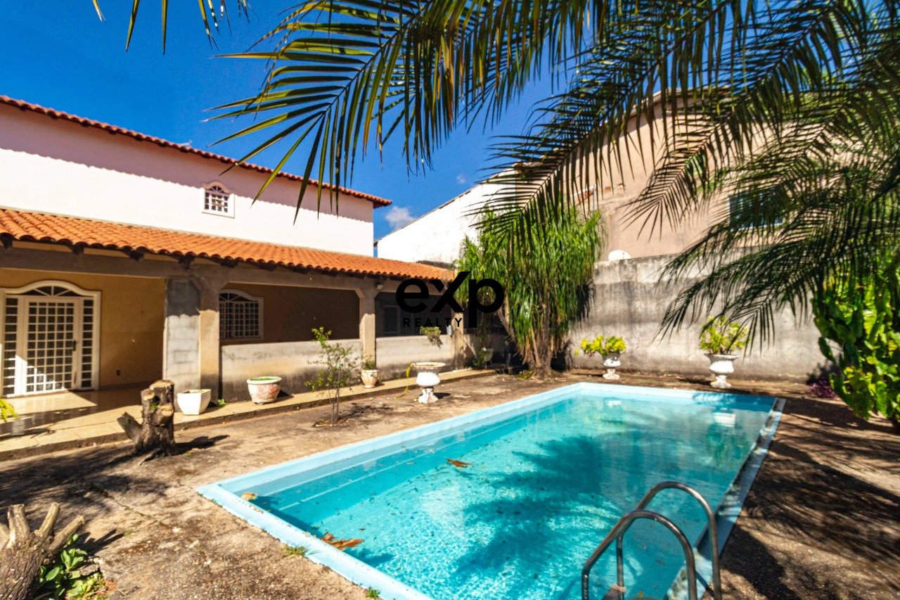Casa à venda em Brasília, Conjunto SMSE Conjunto 5 1 Samambaia Sul (Samambaia) Brasília 72310-205, 800 m²