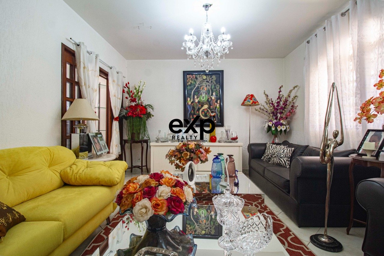 Casa à venda em Brasília, Conjunto SMSE Conjunto 5 1 Samambaia Sul (Samambaia) Brasília 72310-205, 800 m²