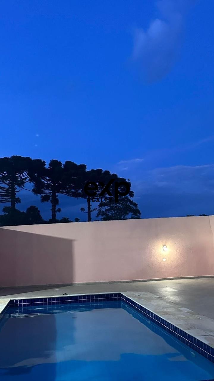 Casa à venda em Ponta Grossa, Isaías Santos 20 Contorno Ponta Grossa 84060-565, 456 m²