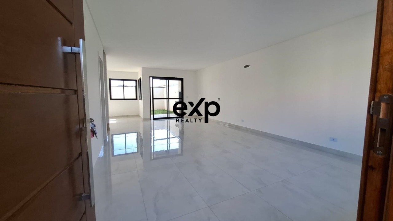 Sobrado à venda em Curitiba, Rua João Batista Casagrande 150 Santa Felicidade Curitiba 82320-310, 150 m²