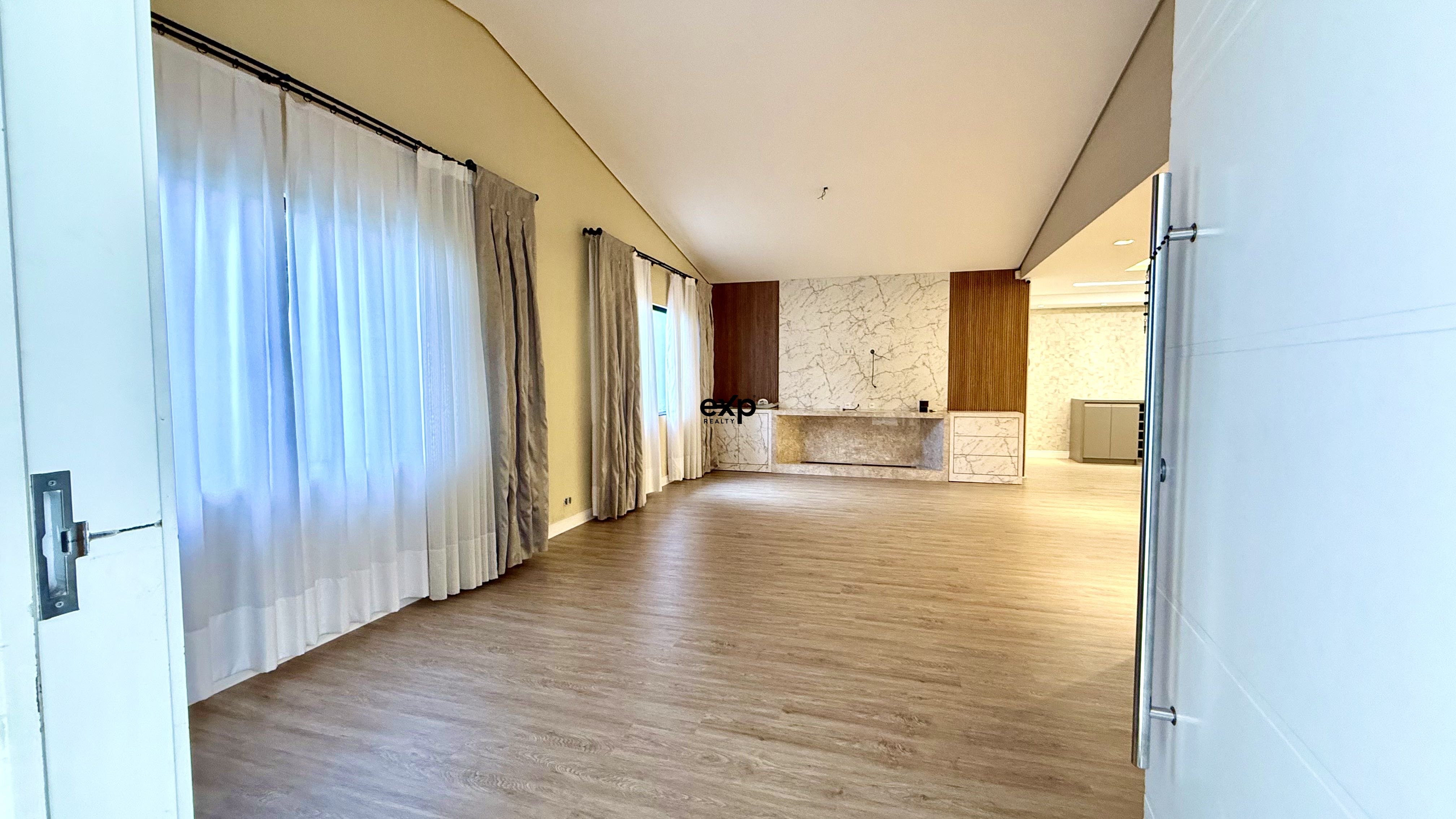 Spacious Single-Story House in Boqueirão - Registered and Ground Level! 2