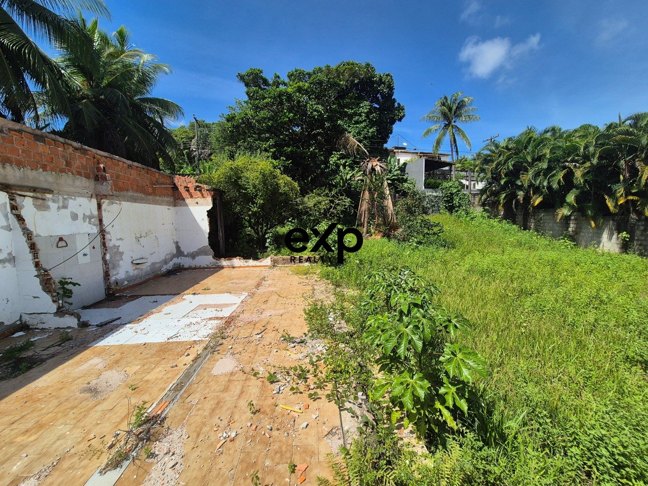 Terreno à venda em Lauro de Freitas, Rua 15 de Janeiro 1 Caji Lauro de Freitas 42721-800, 1350 m²