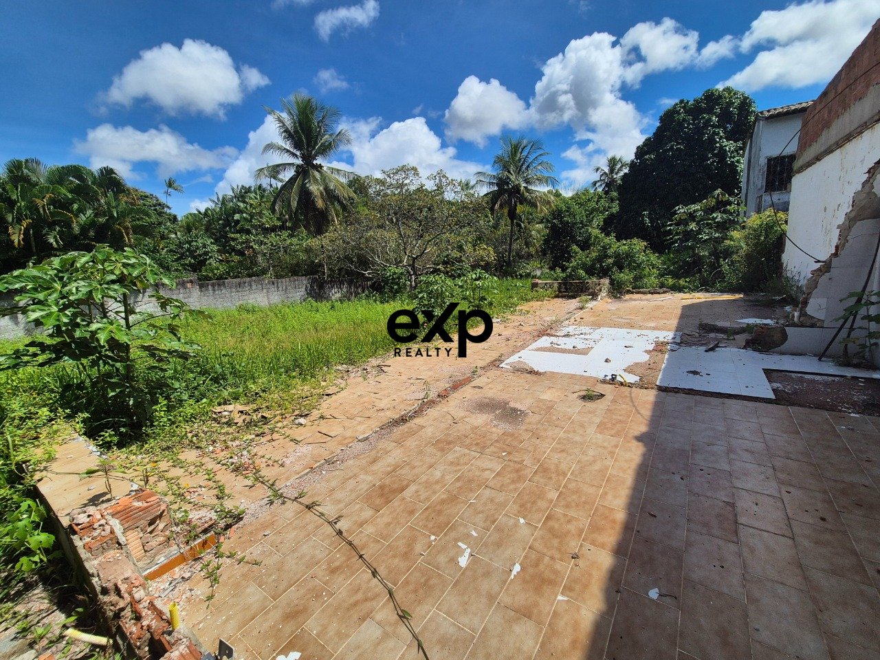 Terreno à venda em Lauro de Freitas, Rua 15 de Janeiro 1 Caji Lauro de Freitas 42721-800, 1350 m²