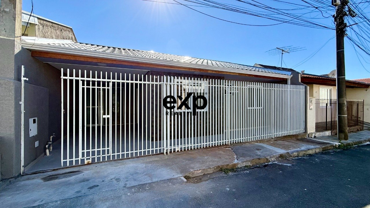 Casa totalmente reconstruída (NOVA) Bairro Boa vista/Santa Cândida