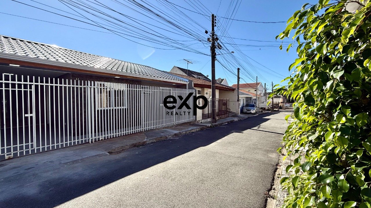 Casa totalmente reconstruída (NOVA) Bairro Boa vista/Santa Cândida