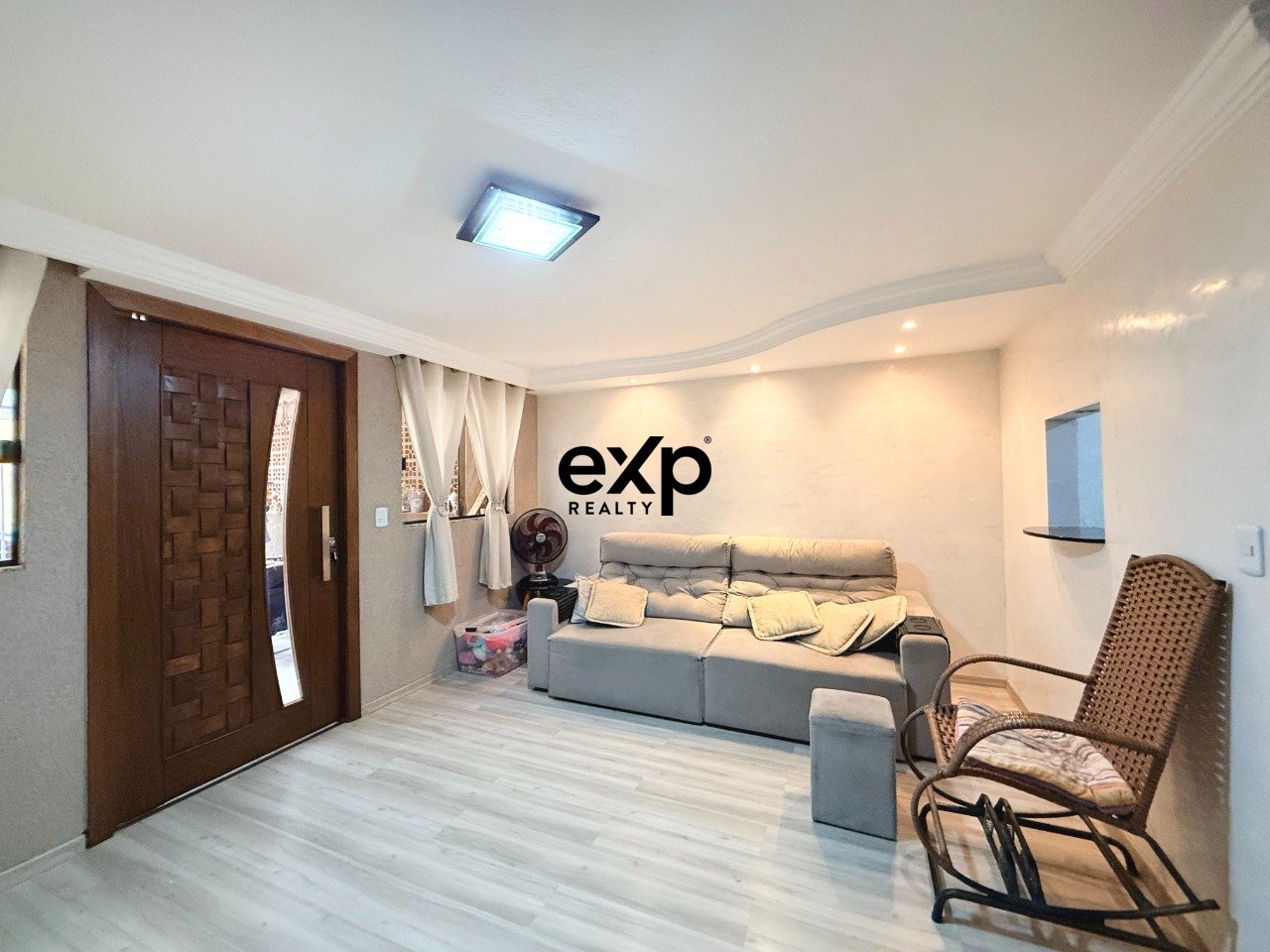 Sobrado em Condomínio à Venda no Xaxim - 3 Quartos, 2 Vagas, 100 m² | Curitiba/PR