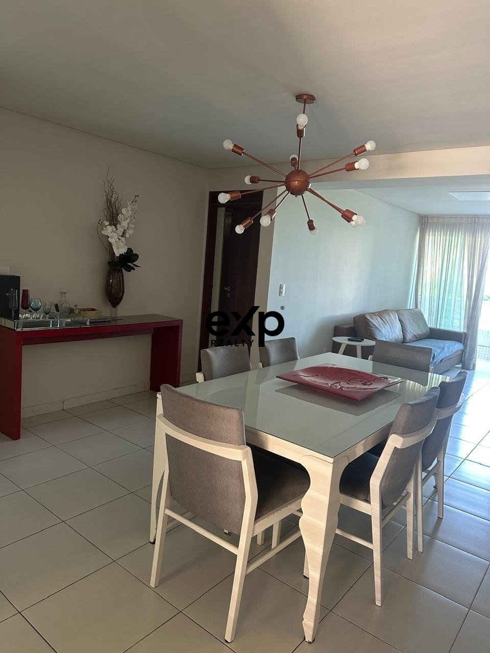 APARTAMENTO BEIRA-MAR EM INTERMARES | 70m² | 2 QUARTOS SENDO 1 SUÍTE | MOBILIADO | VISTA MAR | FRENTE MAR
