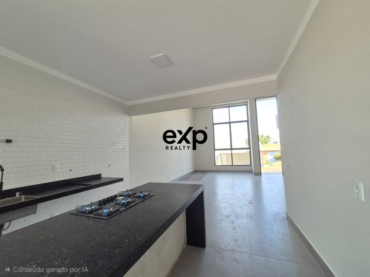 Casa térrea a venda em Valinhos com 3 suítes