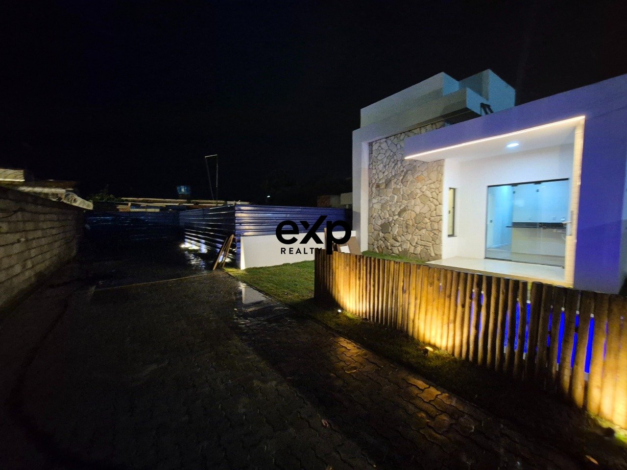 Casa em Condomínio à venda em Camaçari, Loteamento Jardim Das Mangabeiras 11 Arembepe Camaçari 42829-710, 160 m²