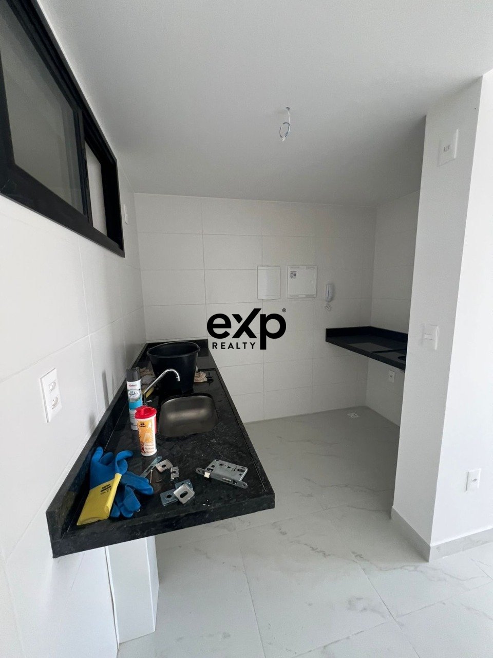 VENDA | FLAT EM PONTA DE CAMPINA | 37m² | 1 QUARTO | 2 MINUTOS DA PRAIA | CONDOMÍNIO CLUB