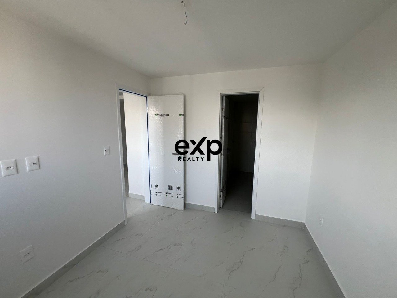 VENDA | FLAT EM PONTA DE CAMPINA | 37m² | 1 QUARTO | 2 MINUTOS DA PRAIA | CONDOMÍNIO CLUB