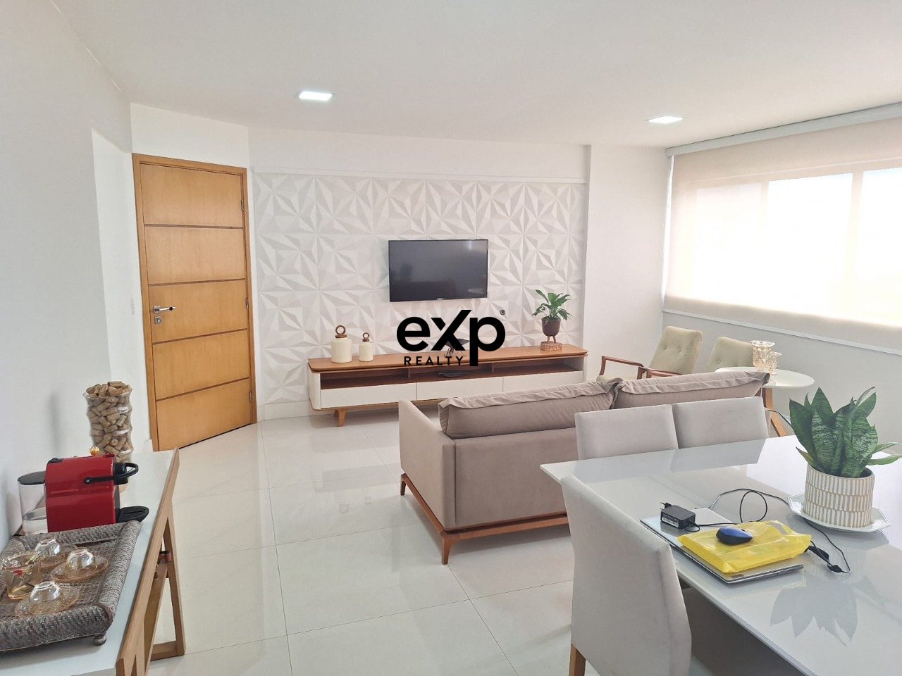 Apartamento à venda em Natal, José Aurino da Rocha 2235 Lagoa Nova Natal 59062-370, 130 m²