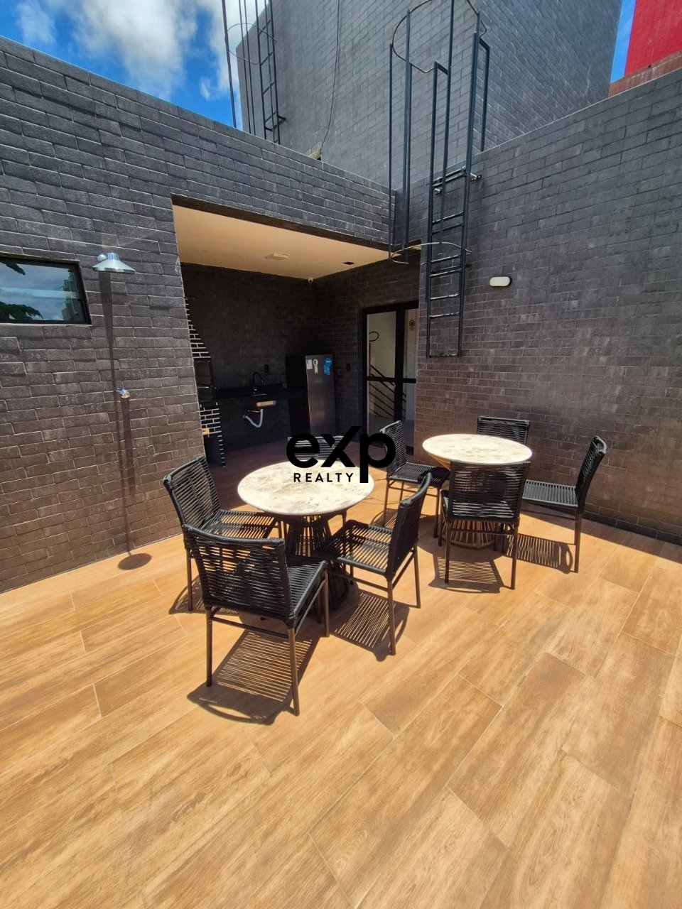 VENDA | COBERTURA DUPLEX NO JARDIM OCEANIA | 89m² | 2 QUARTOS | JACUZZI PRIVATIVA | 200 METROS DO MAR