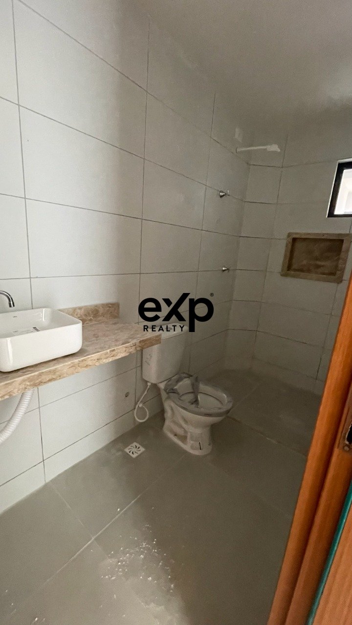 VENDA | COBERTURA DUPLEX NOVA NO JARDIM OCEANIA | 2 QUARTOS | 1 SUÍTE | ÁREA GOURMET PRIVATIVA | PRÓXIMA AO MAR