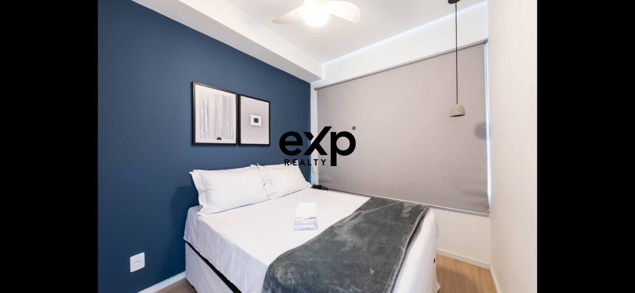 Apartamento à venda na Vila Nova Conceição (R2V)