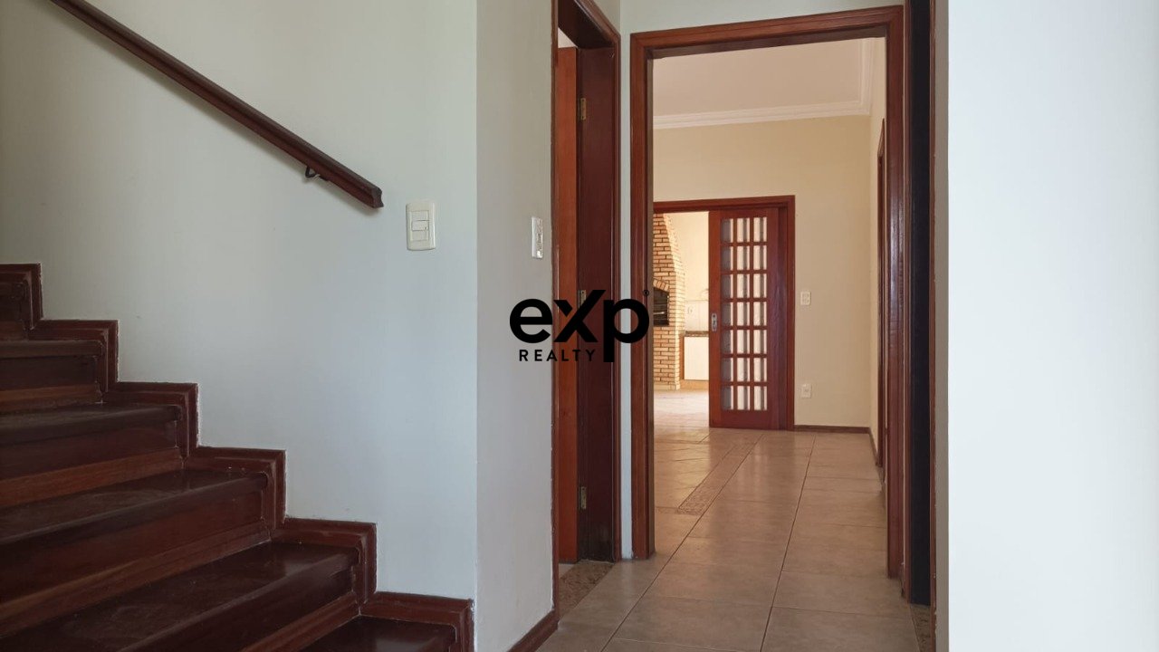 Casa em Condomínio à venda em Valinhos - SP, Carlos Penteado Stevenson 700 Jardim Recanto Valinhos - SP 13271-510, 679 m²