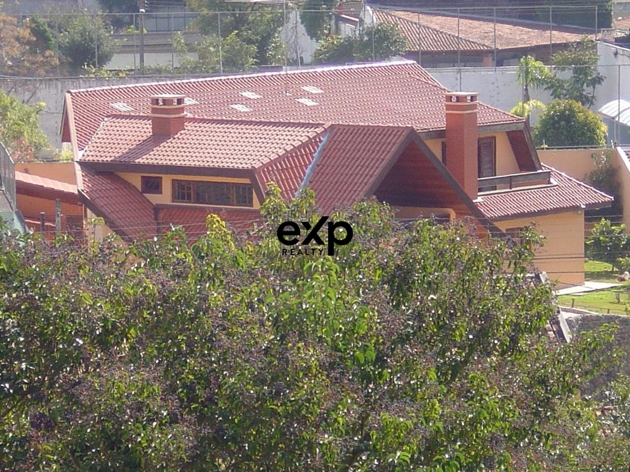 Opportunity in Seminário Curitiba! Your country property in the city! 2