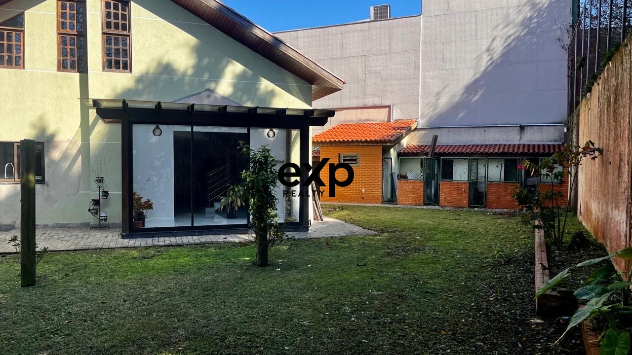 Oportunidade no Seminário Curitiba! Sua chácara na cidade!