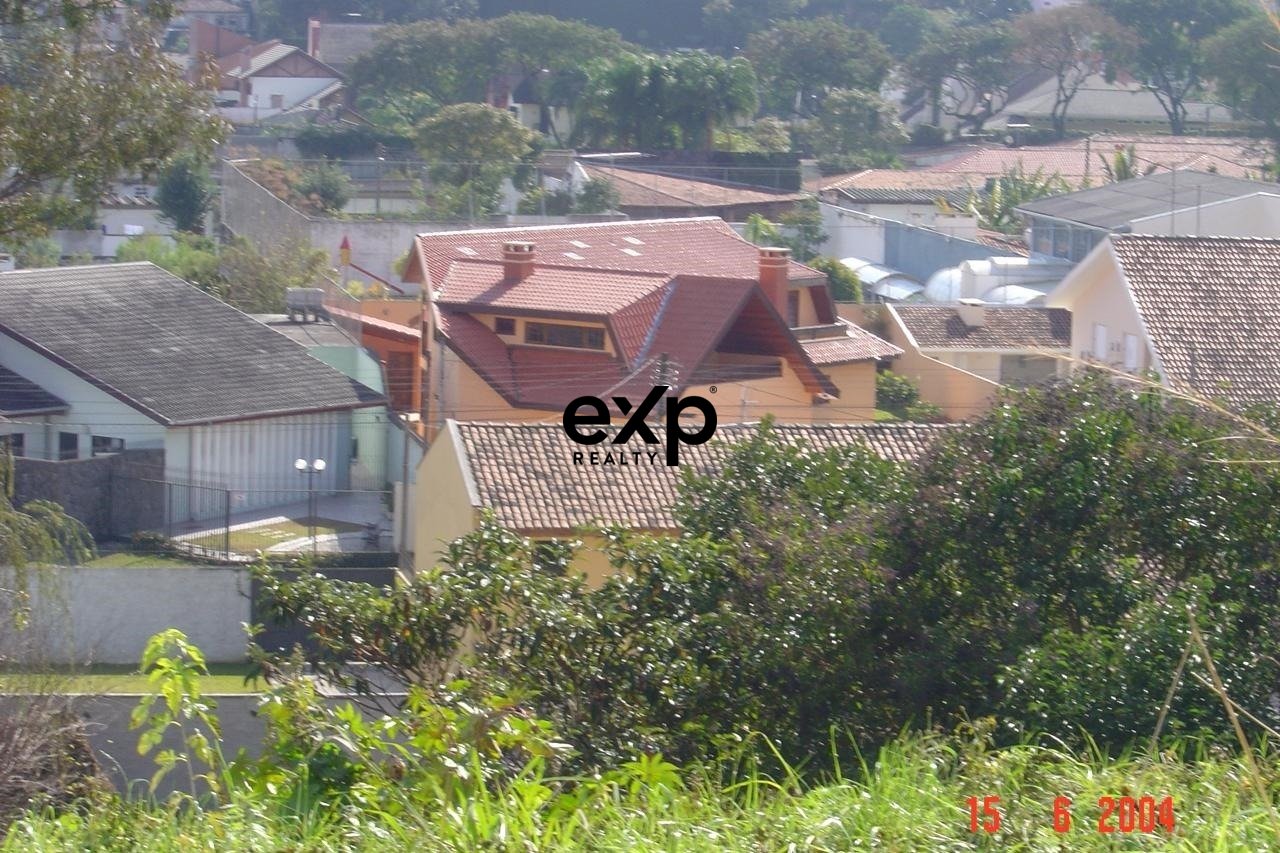 Opportunity in Seminário Curitiba! Your country property in the city!