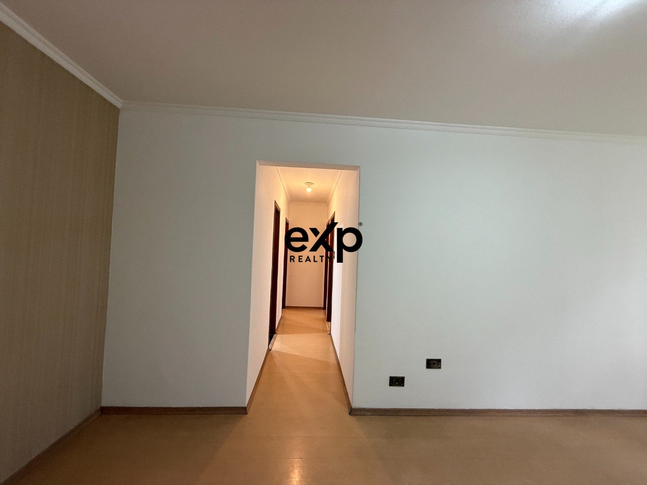 Apartamento térreo em Perdizes com 78m² úteis e excelente potencial de modernização