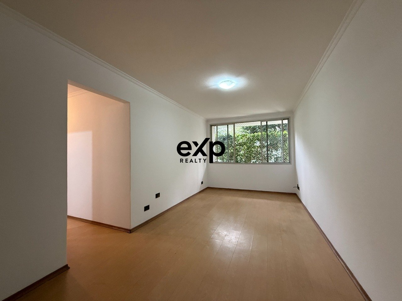 Apartamento térreo em Perdizes com 78m² úteis e excelente potencial de modernização