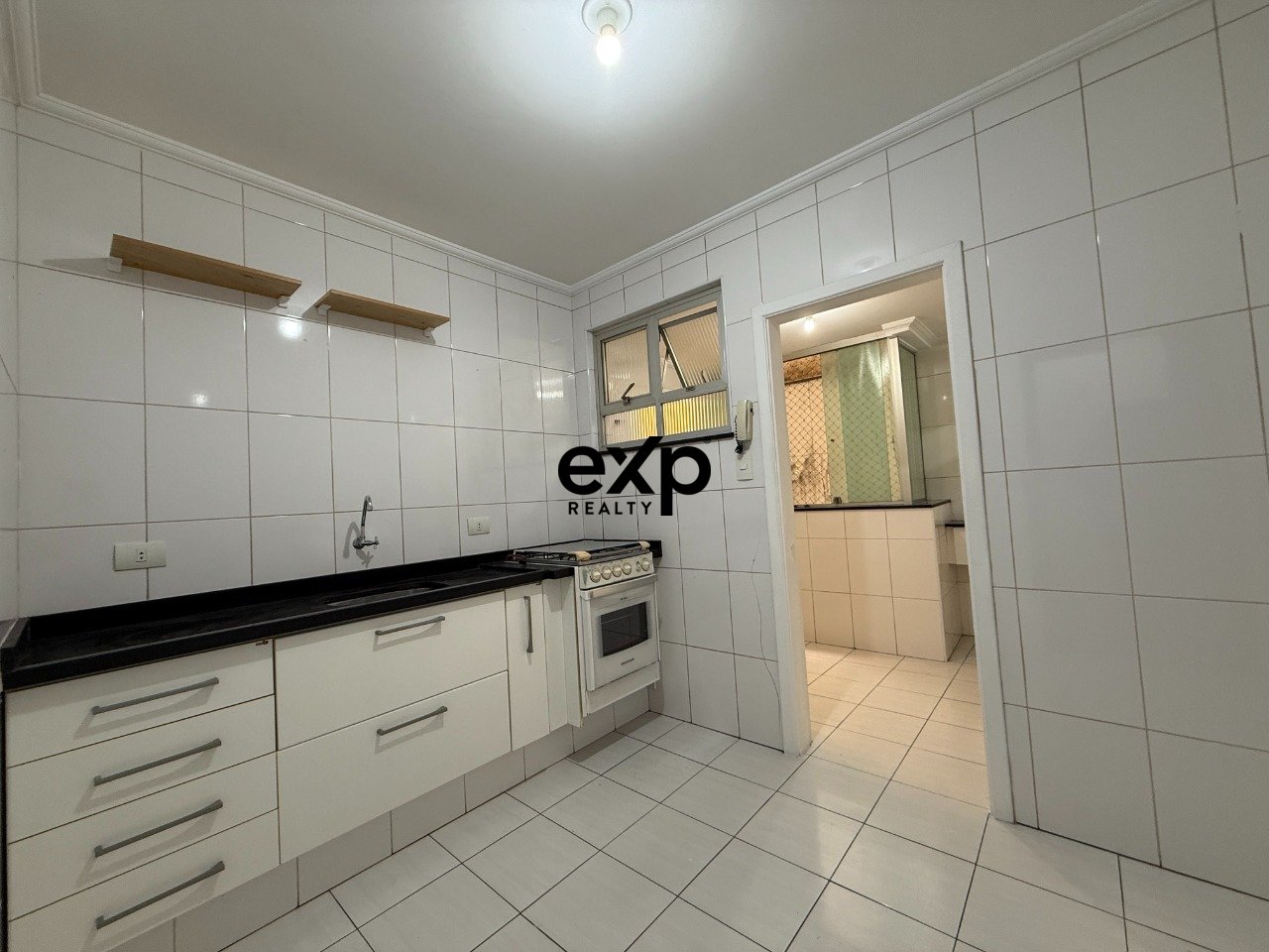 Apartamento térreo em Perdizes com 78m² úteis e excelente potencial de modernização