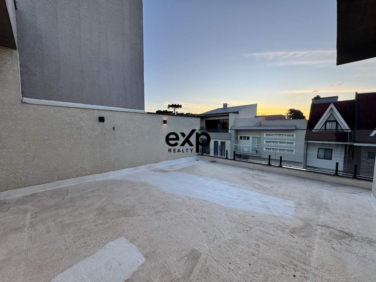 Triplex à venda em São José dos Pinhais, Augusto Criminácio 106 Iná São José dos Pinhais 83065-542, 197 m²