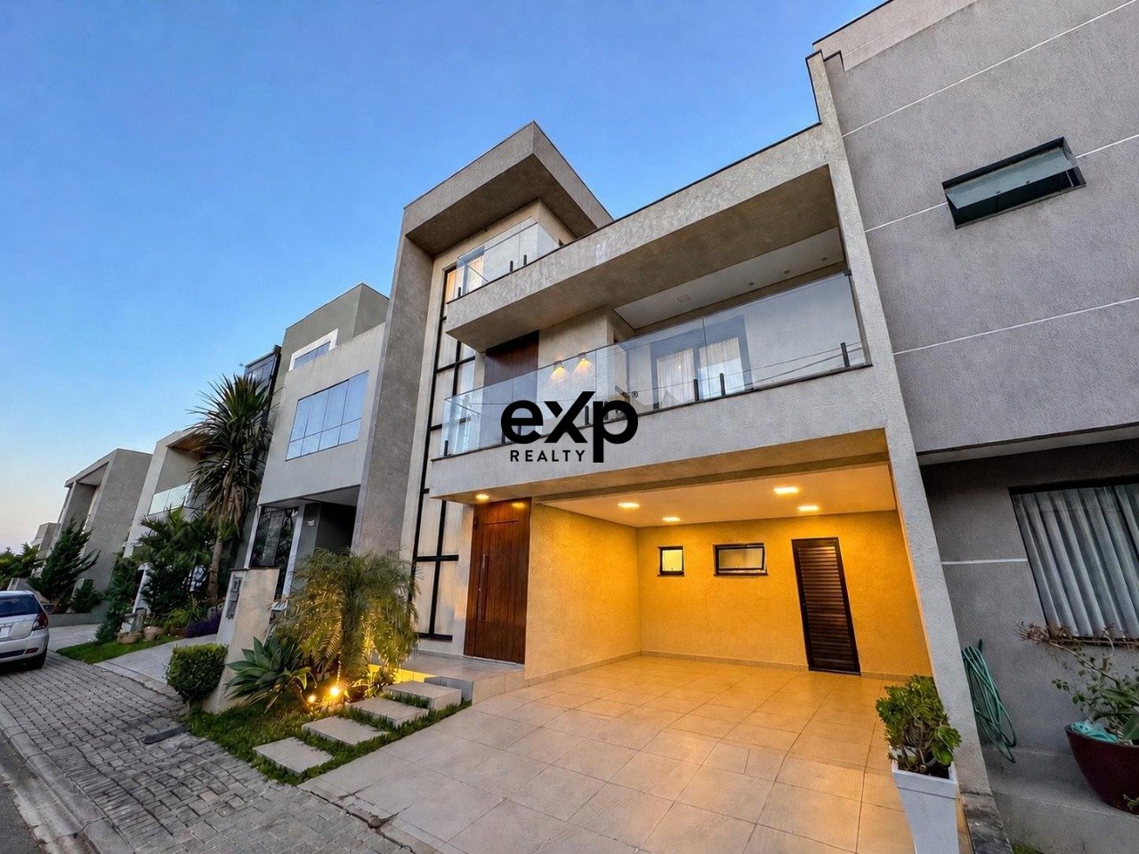 Triplex à venda em São José dos Pinhais, Augusto Criminácio 106 Iná São José dos Pinhais 83065-542, 197 m²