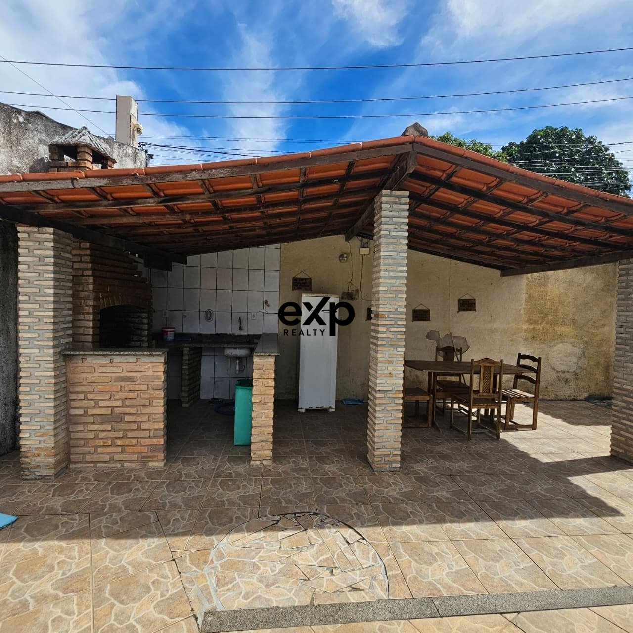 House with Excellent Green Space in Jaua 5