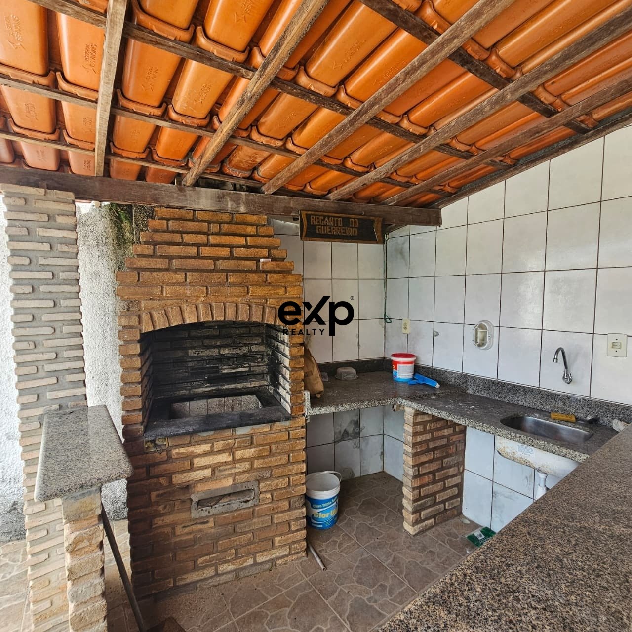 House with Excellent Green Space in Jaua 4