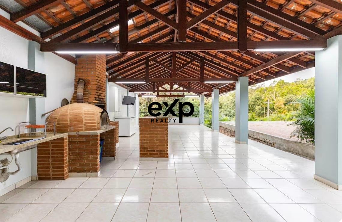 Chácara à venda com 4.465m² no Parque Valinhos em Valinhos/SP