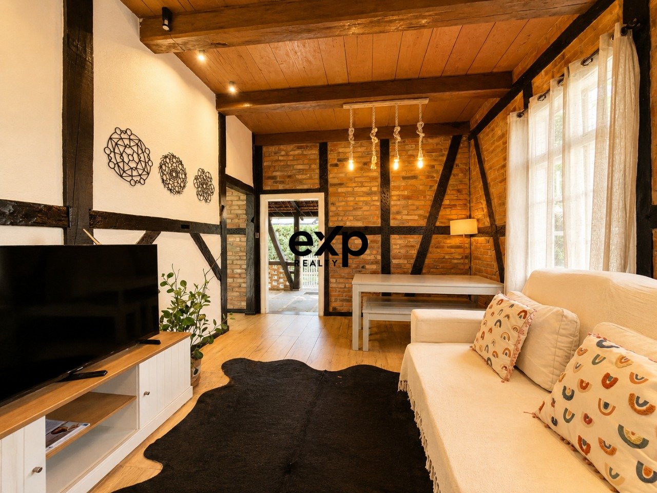 AIRBNB INVESTMENT IN POMERODE - Half-Timbered Houses 5