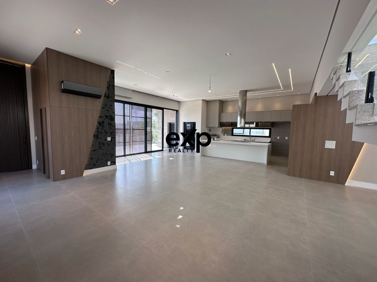 House for sale in Alphaville D Pedro 4