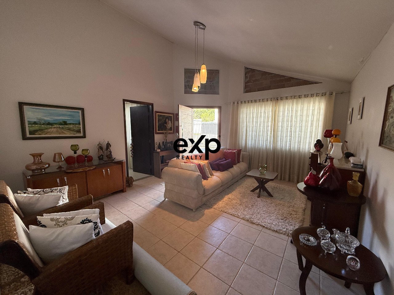 Casa à venda em São José dos Pinhais, Desembargador James Portugal Macedo 700 Santo Antônio São José dos Pinhais 83020-620, 200 m²