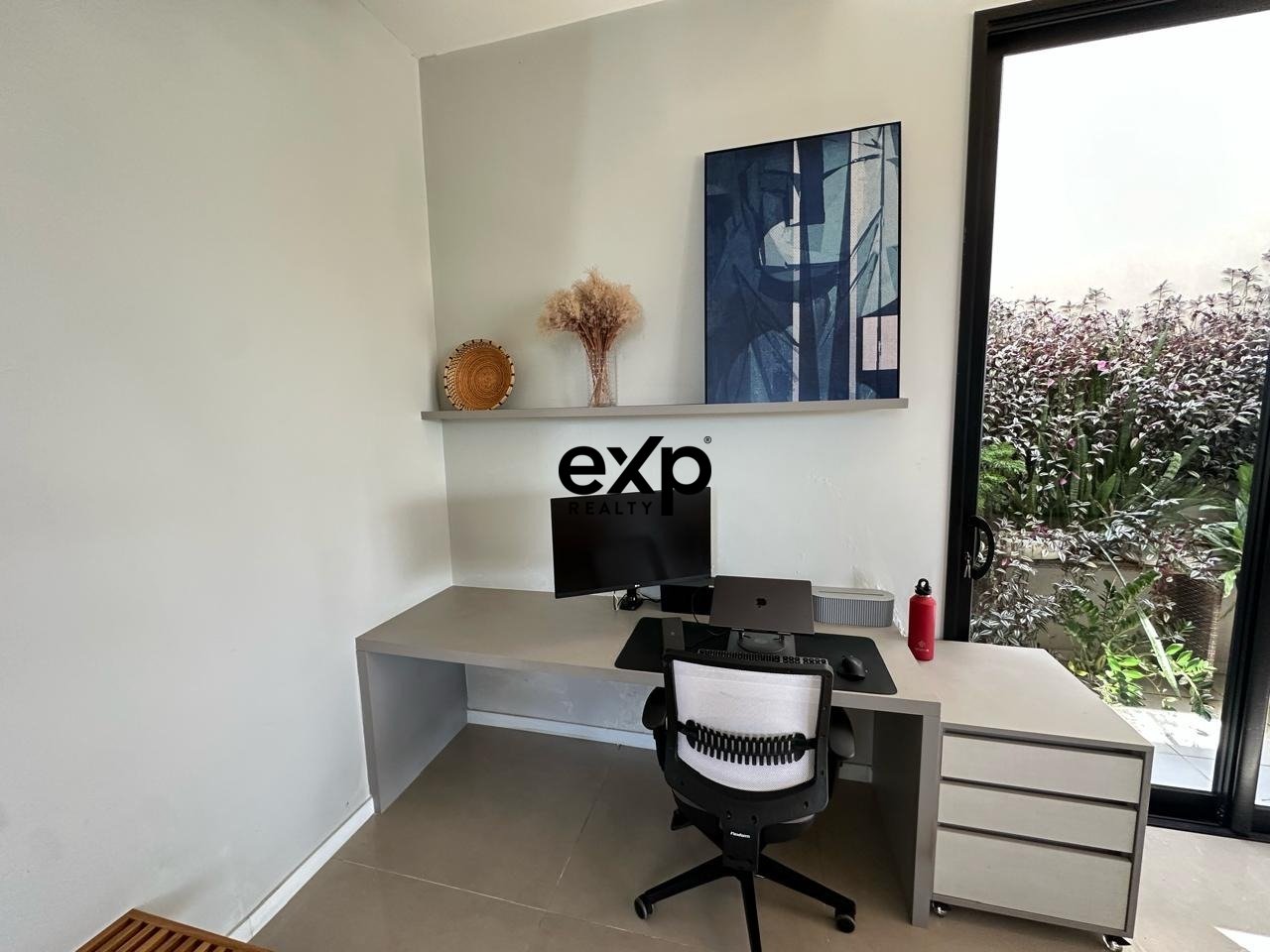 Casa em Condomínio à venda em Valinhos - SP, Rua Três 030 Residencial Vivenda das Pitangueiras Valinhos - SP 13272-543, 300 m²