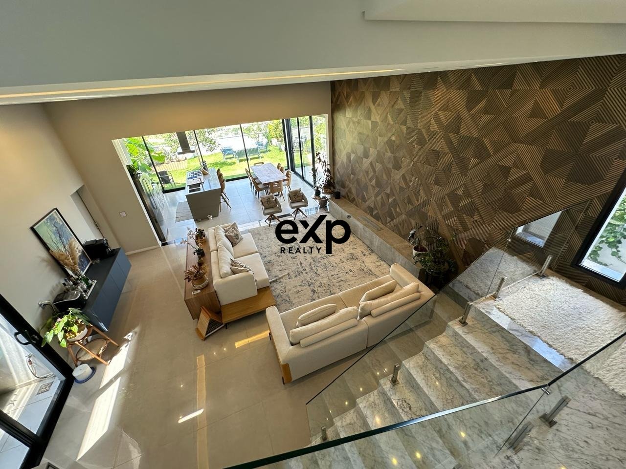 Casa em Condomínio à venda em Valinhos - SP, Rua Três 030 Residencial Vivenda das Pitangueiras Valinhos - SP 13272-543, 300 m²