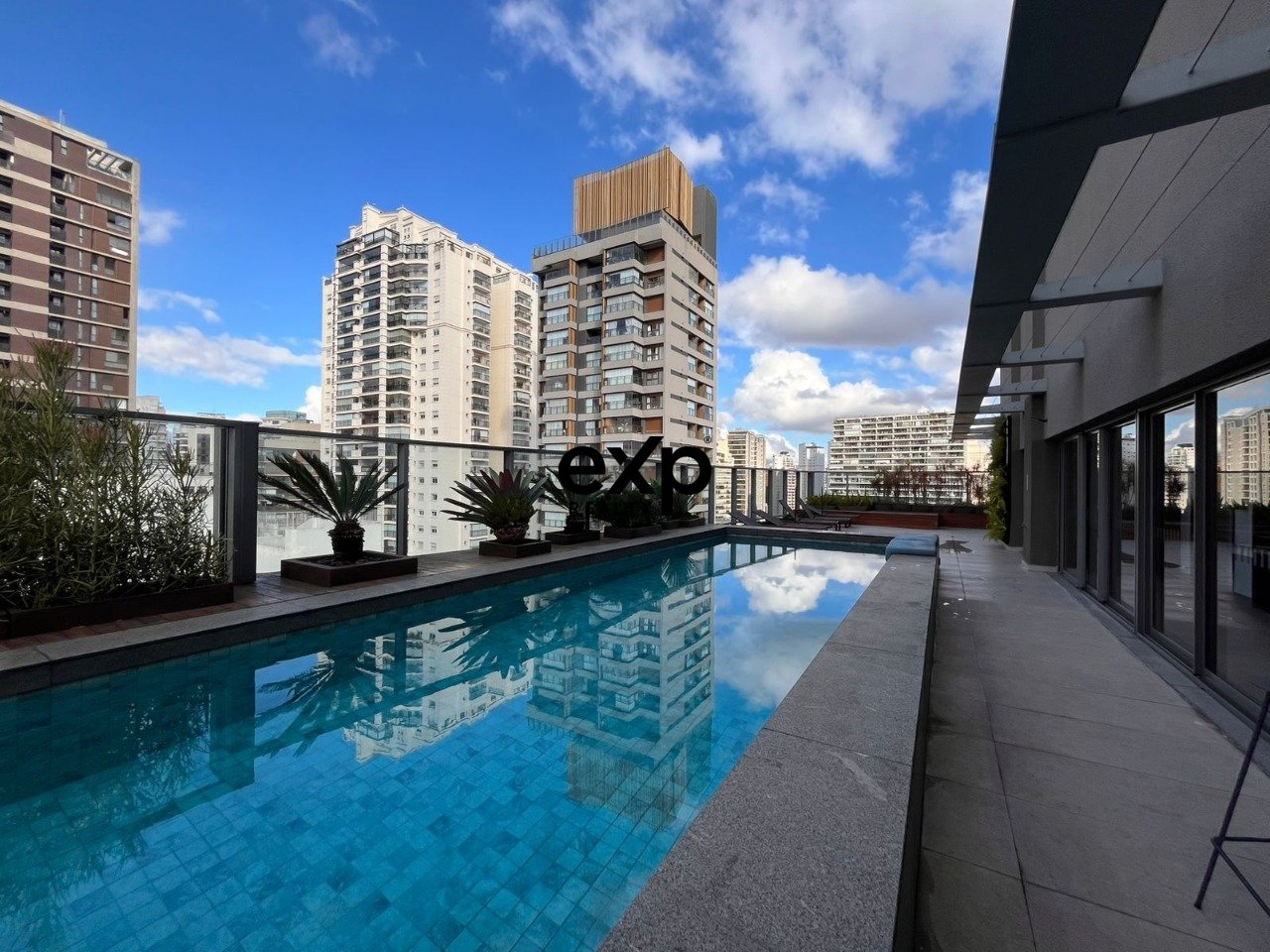 Apartamento à venda na Vila Nova Conceição para investimento ou moradia
