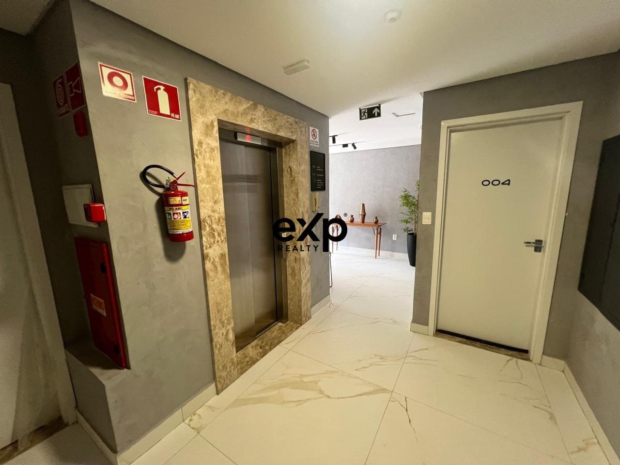 VENDA | APARTAMENTO DUPLEX | 122m² | 3 QUARTOS | 1 SUÍTE | PISCINA PRIVATIVA | ÁREA GOURMET