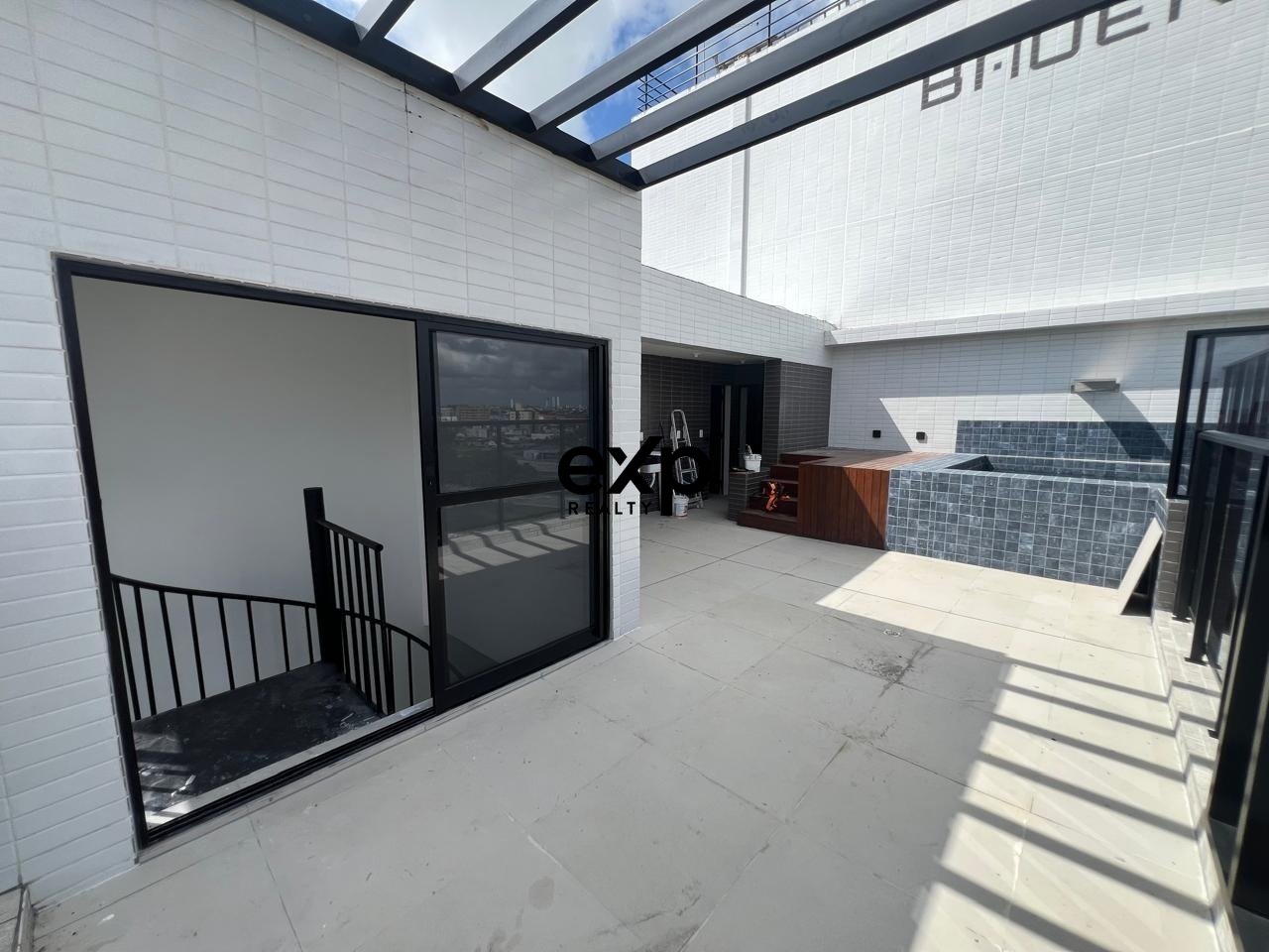 VENDA | APARTAMENTO DUPLEX | 122m² | 3 QUARTOS | 1 SUÍTE | PISCINA PRIVATIVA | ÁREA GOURMET