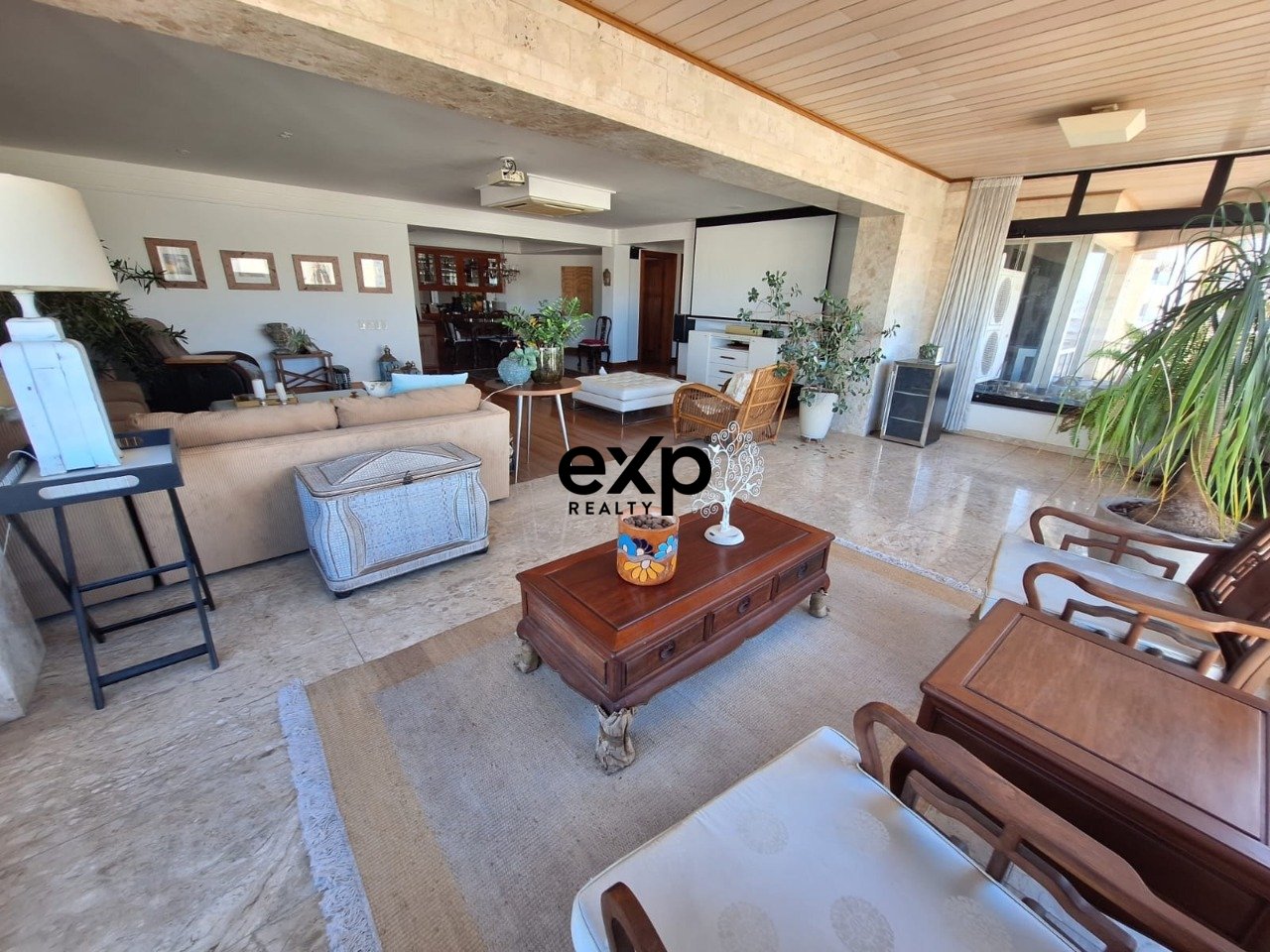 Apartamento à venda em Vitória, Elesbão Linhares 420 Praia do Canto Vitória 29055-340, 350 m²