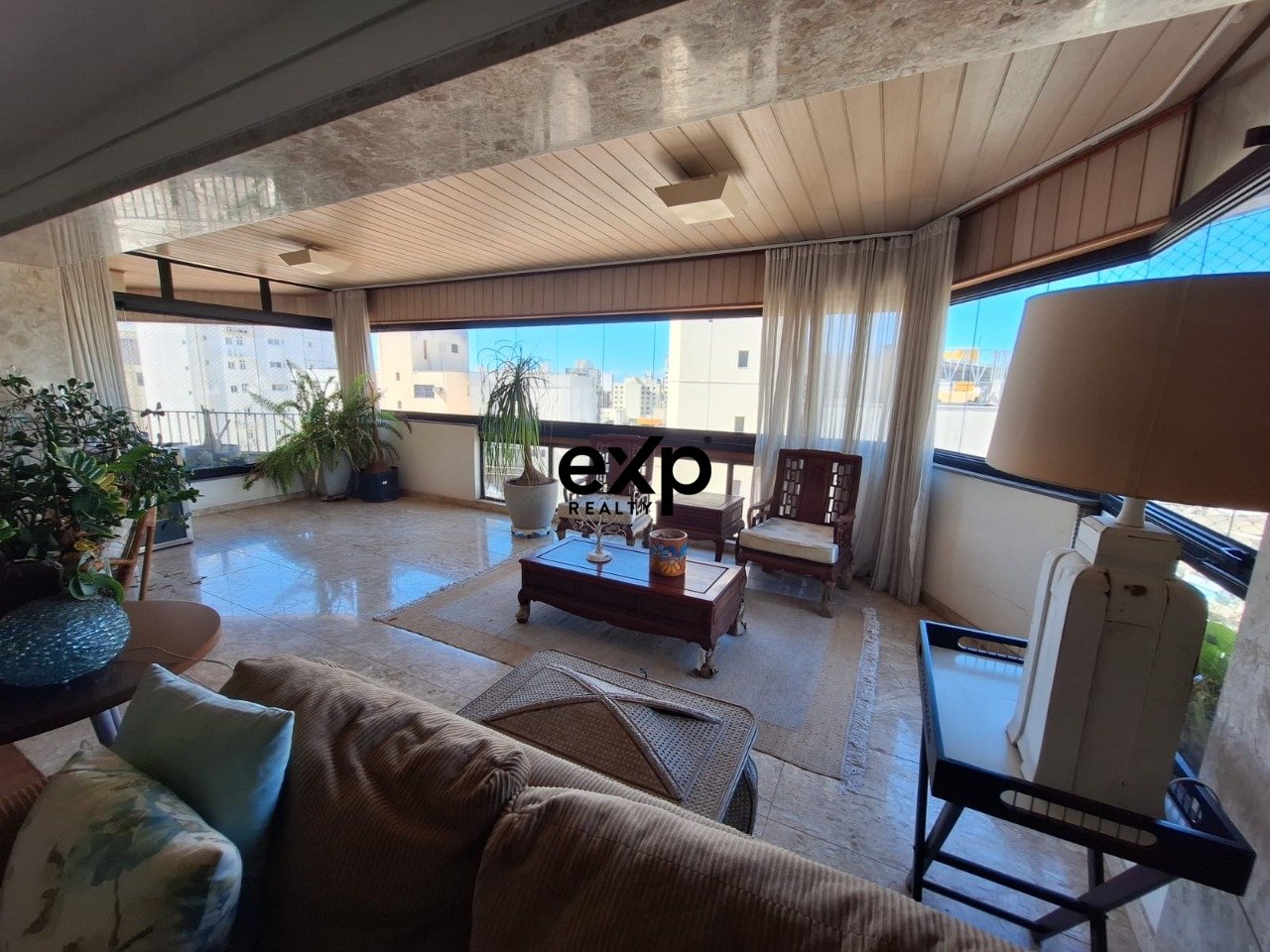 Apartamento à venda em Vitória, Elesbão Linhares 420 Praia do Canto Vitória 29055-340, 350 m²