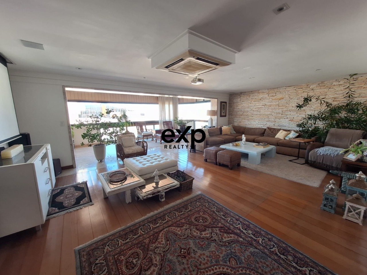 Apartamento à venda em Vitória, Elesbão Linhares 420 Praia do Canto Vitória 29055-340, 350 m²