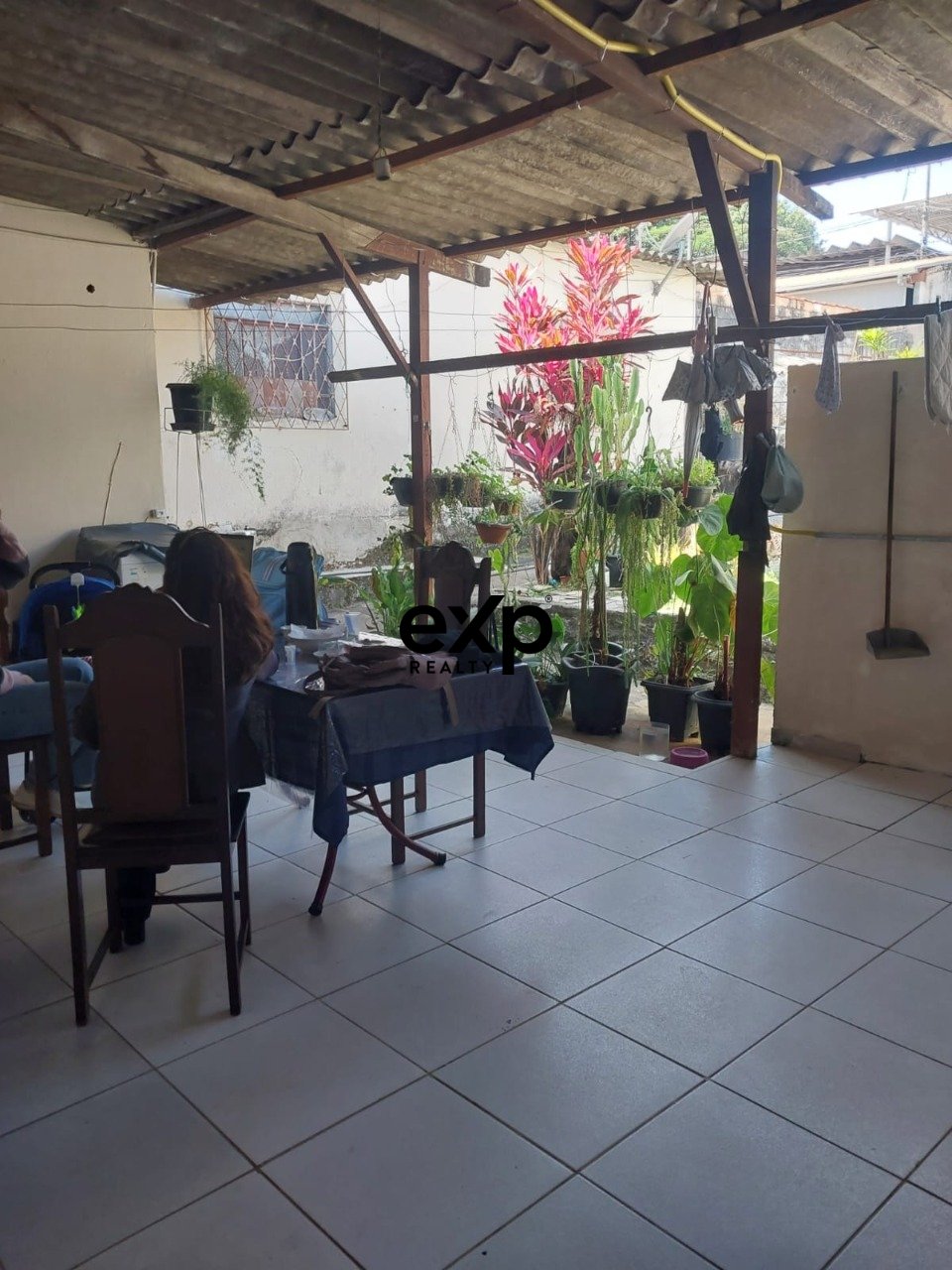 Casa à venda em Belo Horizonte, Rua Niassa 10 Novo Glória Belo Horizonte 30880-230, 180 m²